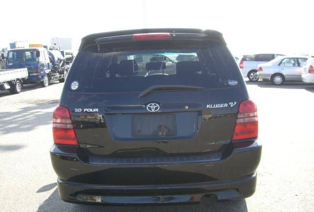 2002 Toyota Kluger V