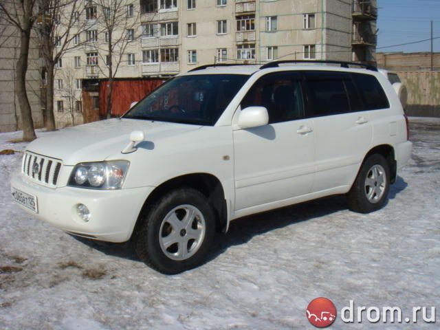 2002 Toyota Kluger V