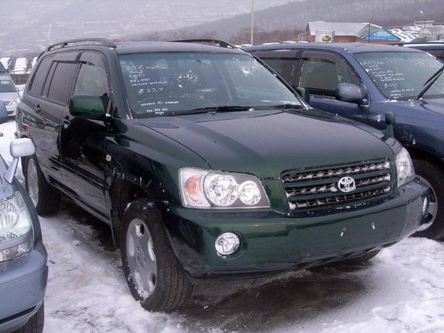 2002 Toyota Kluger V