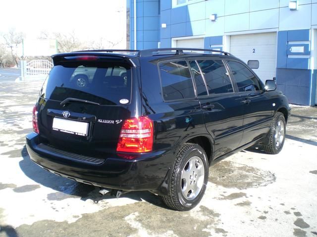 2002 Toyota Kluger V