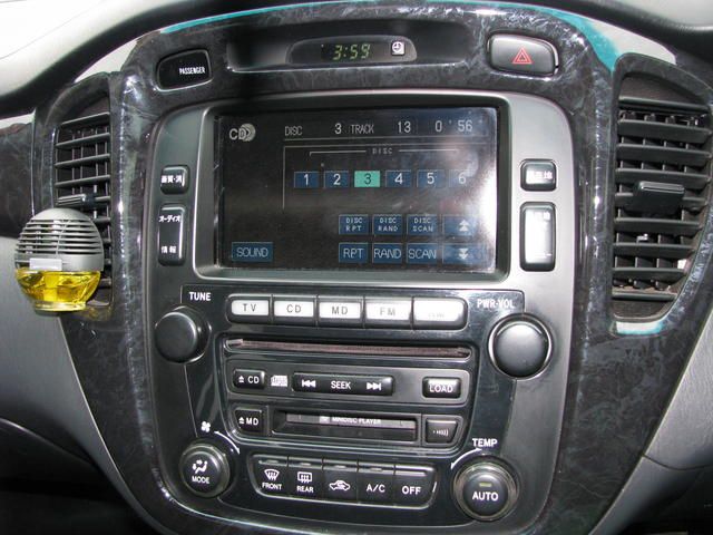 2002 Toyota Kluger V