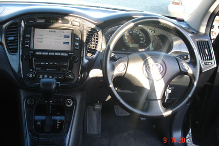 2002 Toyota Kluger V For Sale