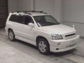 2002 Toyota Kluger V Pictures