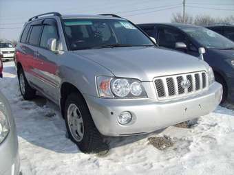 2002 Toyota Kluger V Pictures