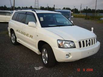 2002 Toyota Kluger V Pics