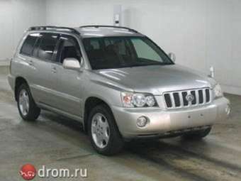 2002 Toyota Kluger V Photos