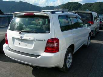 2002 Toyota Kluger V Wallpapers