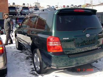 2002 Toyota Kluger V Pics