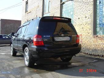 2002 Toyota Kluger V Pictures