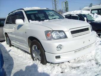 2002 Toyota Kluger V Pictures