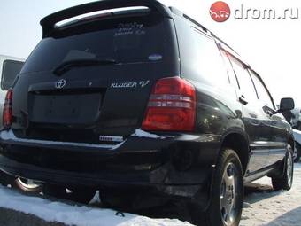 2002 Toyota Kluger V Photos