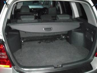 2002 Toyota Kluger V Pictures