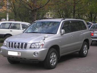 2002 Toyota Kluger V Pictures