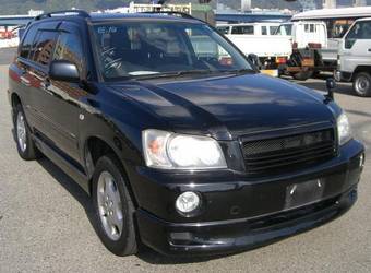 2002 Toyota Kluger V Pictures