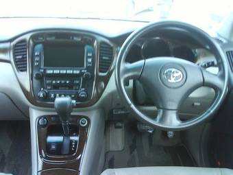 2002 Toyota Kluger V For Sale