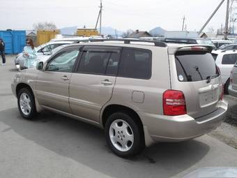 2002 Toyota Kluger V Pictures