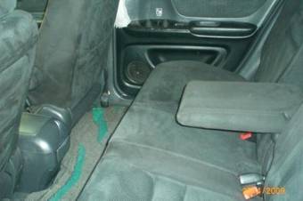 2002 Toyota Kluger V Images