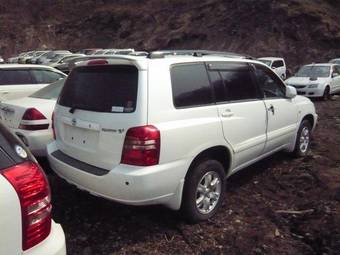 2002 Toyota Kluger V Pictures