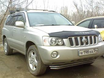 2002 Toyota Kluger V Photos