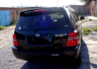 2002 Toyota Kluger V Pics