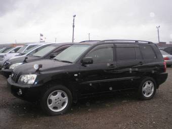 2002 Toyota Kluger V Pictures