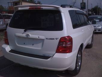 2002 Toyota Kluger V Pictures