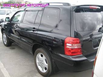 2002 Toyota Kluger V Photos