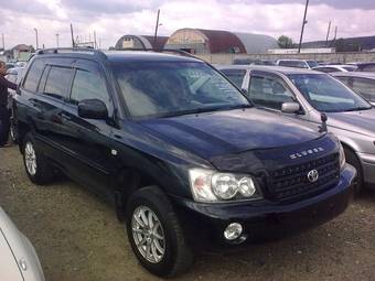 2002 Toyota Kluger V Pictures