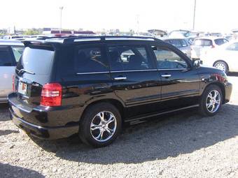 2002 Toyota Kluger V Pictures