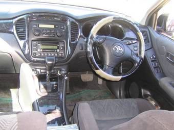 2002 Toyota Kluger V For Sale