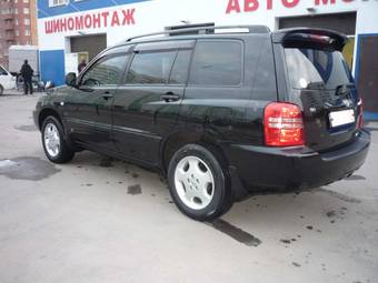 2002 Toyota Kluger V Pictures