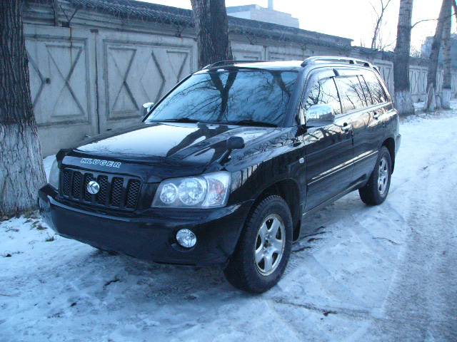 2003 Toyota Kluger V