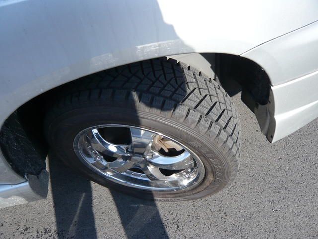 2003 Toyota Kluger V