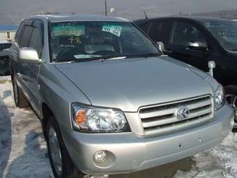 2003 Toyota Kluger V