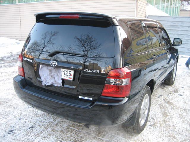 2003 Toyota Kluger V