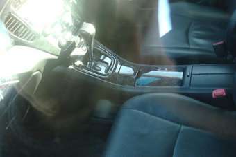 2003 Toyota Kluger V Pics