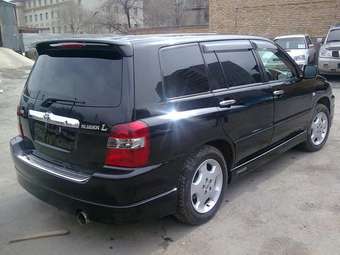 2003 Toyota Kluger V Images