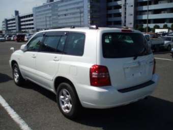 2003 Toyota Kluger V Photos