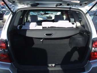 2003 Toyota Kluger V Pictures