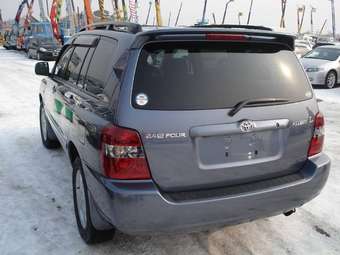 2003 Toyota Kluger V Photos