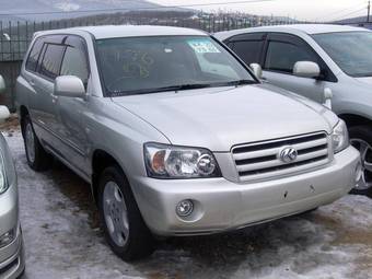 2003 Toyota Kluger V Photos