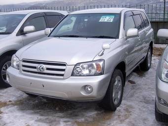 2003 Toyota Kluger V Pictures