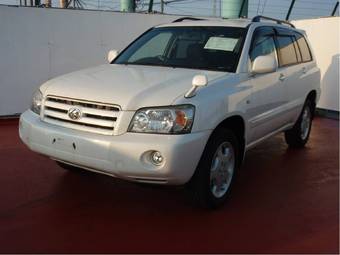 2003 Toyota Kluger V Photos