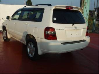 2003 Toyota Kluger V Photos