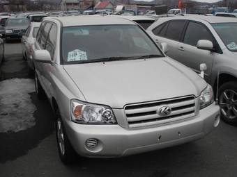 2003 Toyota Kluger V Pictures