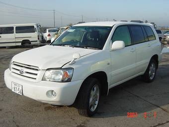 2003 Toyota Kluger V Photos