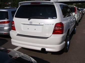 2003 Toyota Kluger V Pictures