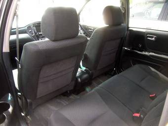 2003 Toyota Kluger V Pictures