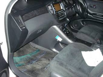 2003 Toyota Kluger V Pictures