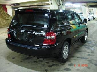 2003 Toyota Kluger V Pictures